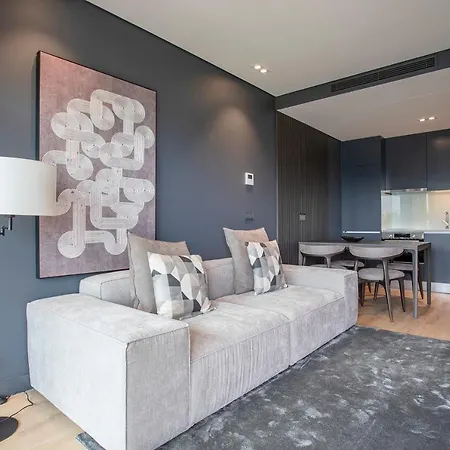 Apartment Liiiving In Porto - Dragao Pool View Apartments *