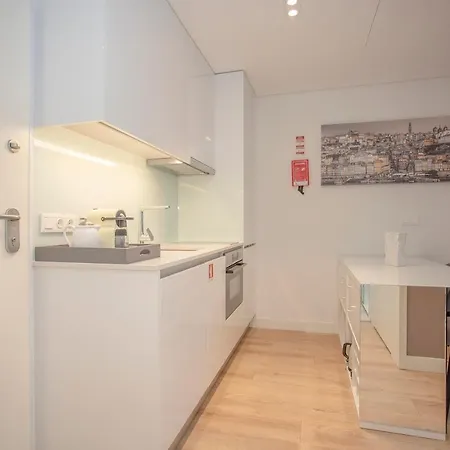 Liiiving In Porto - Dragao Pool View Apartments